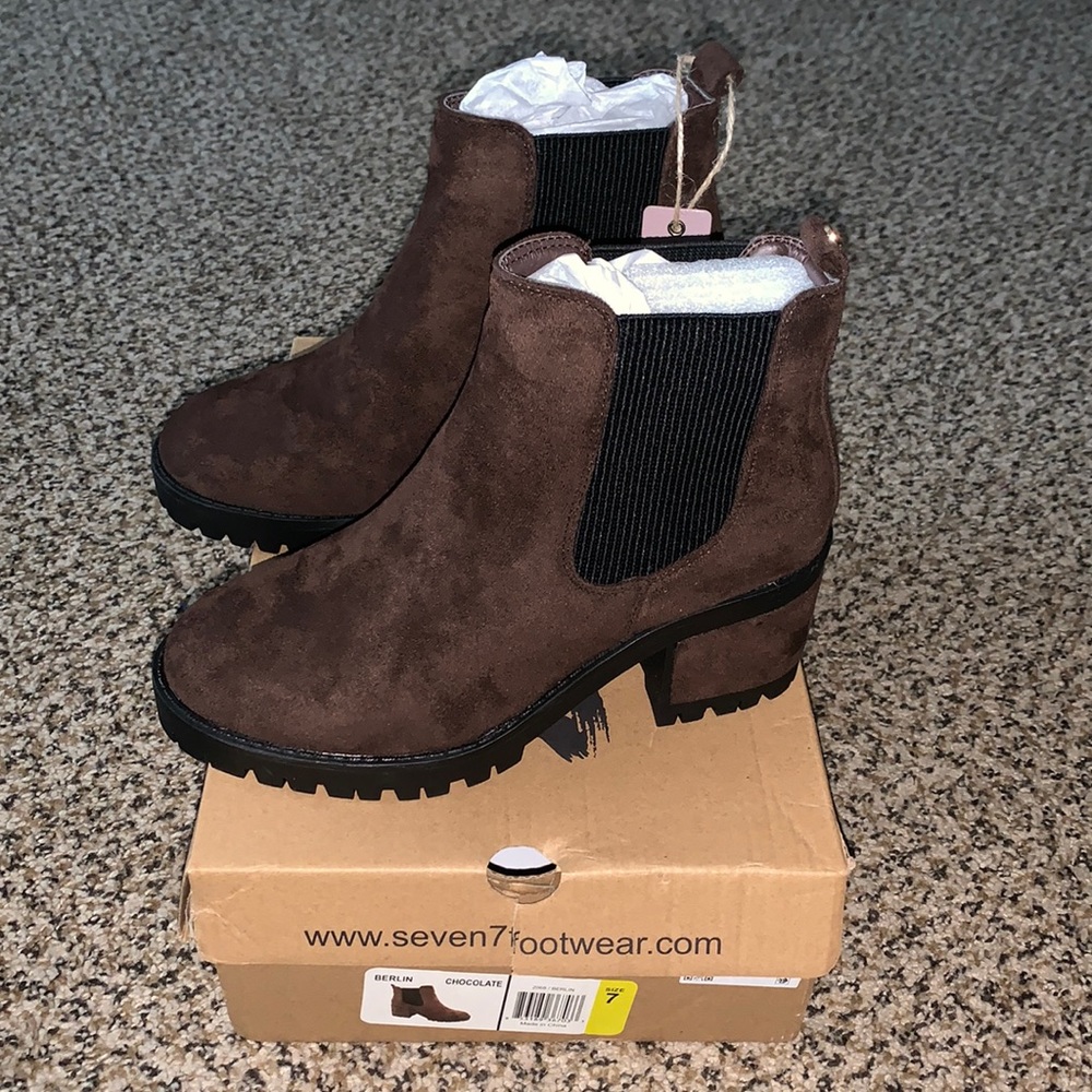 Seven Berlin Chocolate Boots Size 7